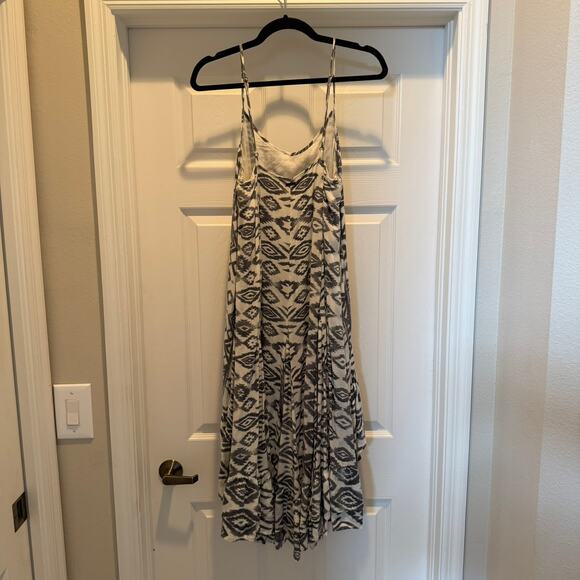 Billabong Designers Closet Gray/Cream Aztec Graphic High-Low Mini Dress Size M - Picture 6 of 8